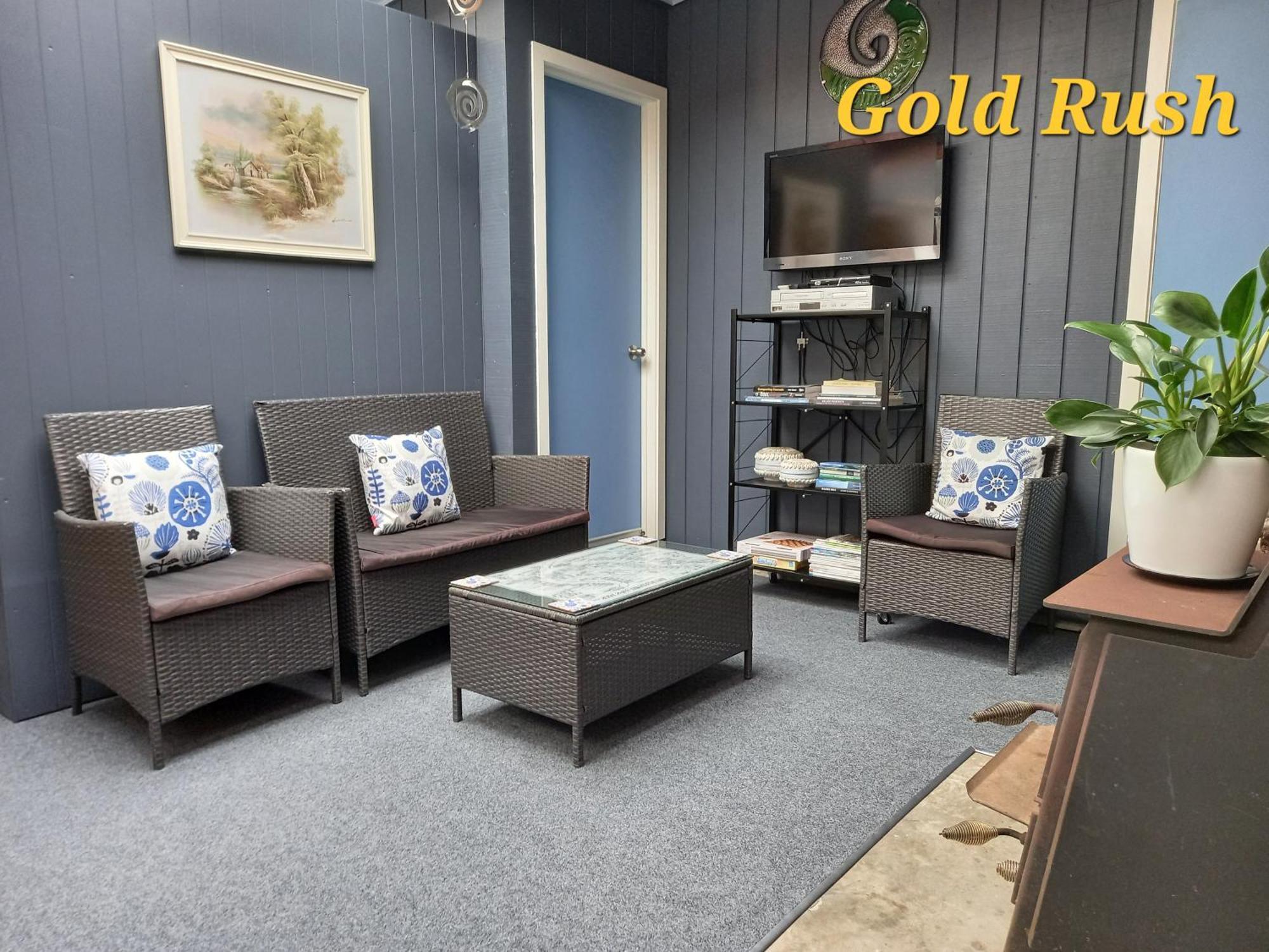 Charleston Goldfields Accommodation Exterior photo